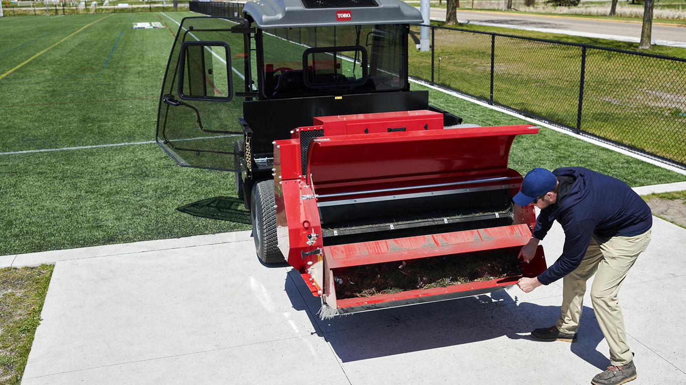 FieldClean 580 debris