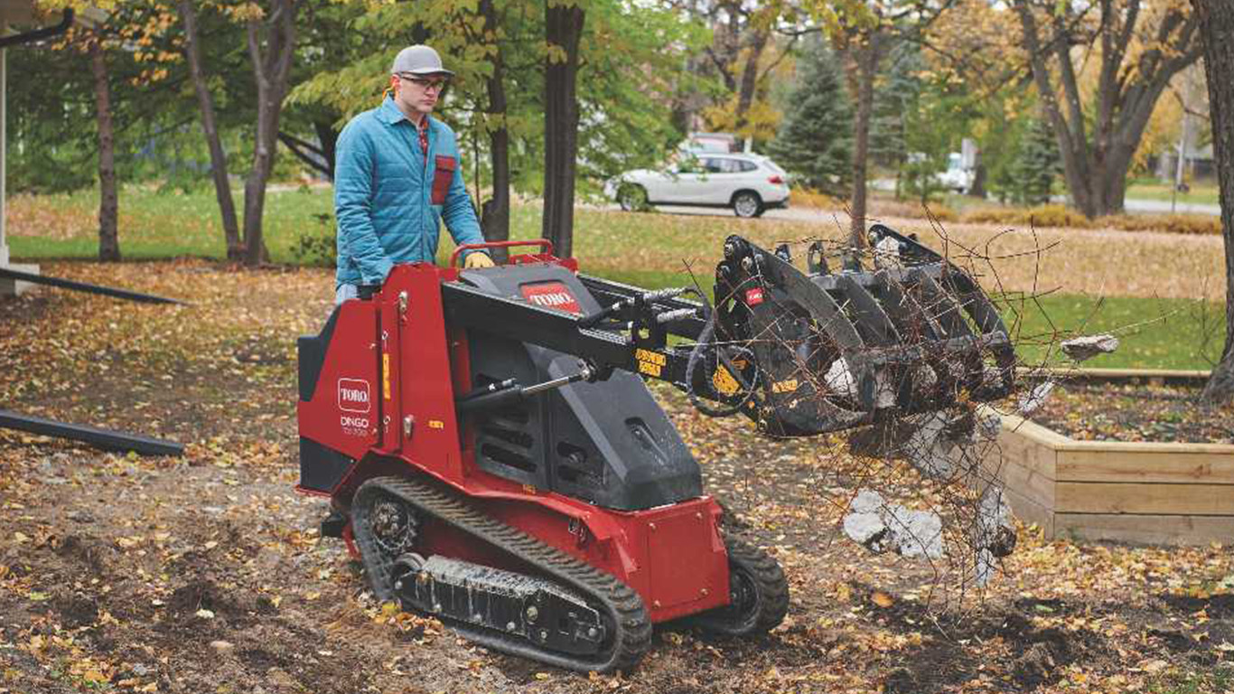 Toro Dingo 700 - LL Johnson Distributing Co.